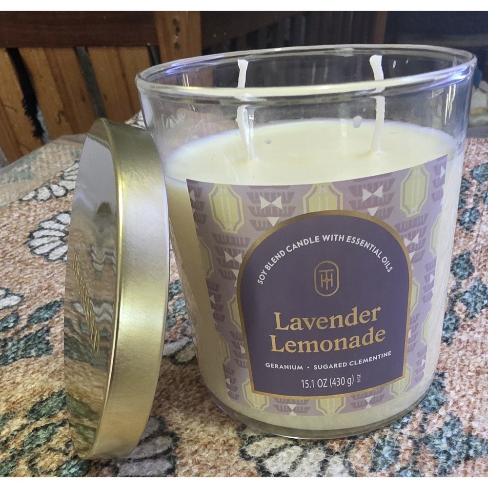 Lavender Lemonade 2-Wick Soy Blend Candle 15.1 oz Geranium Clementine